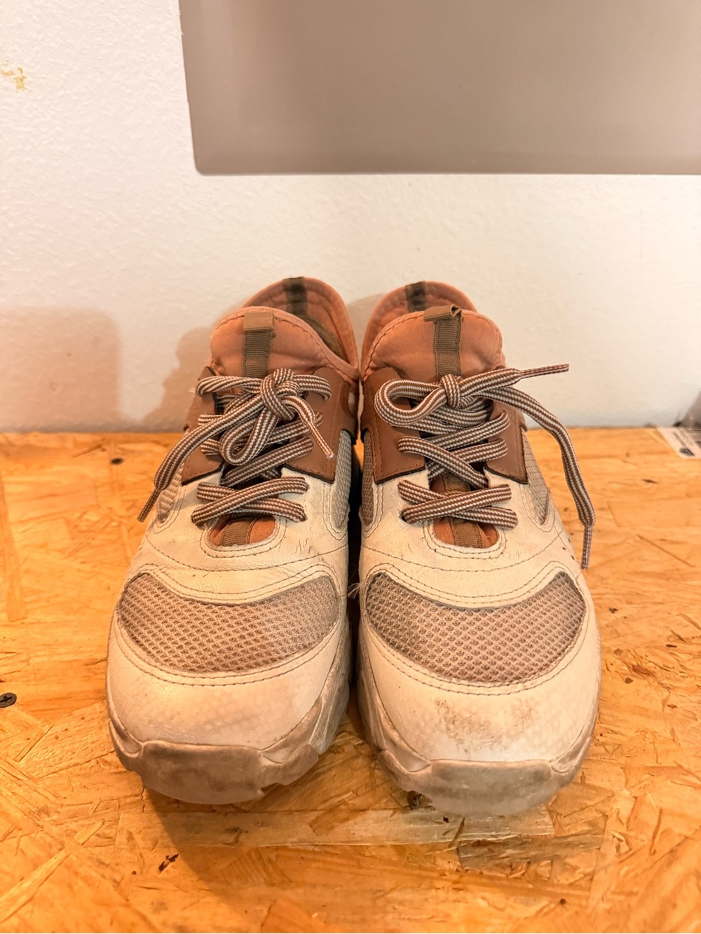 Casual Two-Tone Beige and Tan Sneakers